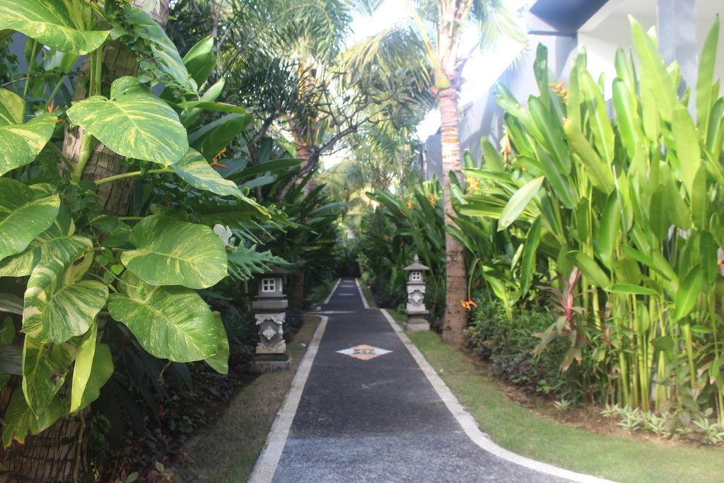 Palm Garden Bali Hotel Nusa Dua  Exterior photo