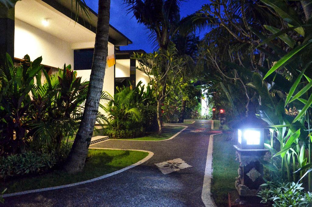 Palm Garden Bali Hotel Nusa Dua  Exterior photo